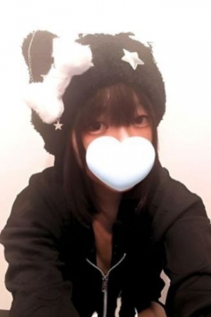 メンズエステサロン『かわいいじゅく』のセラピスト「あみか」